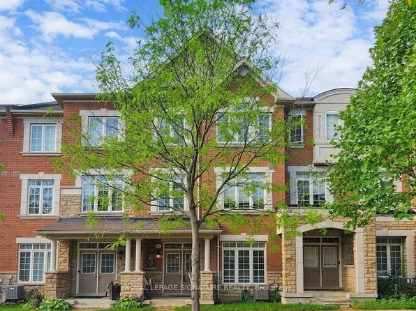 3050 Eberly Woods Dr, Oakville, ON L6M 0T5