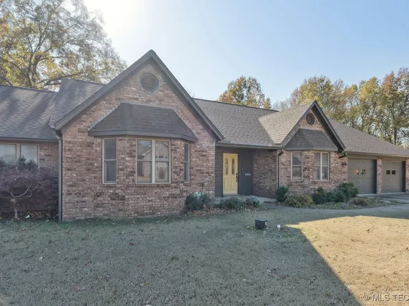 1211 Thurman St, Pryor, OK 74361