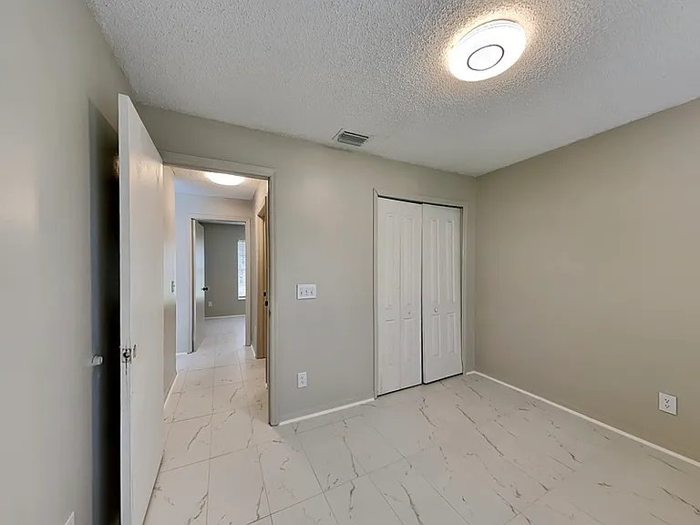1836 Blue Fox Ct — Photo 14
