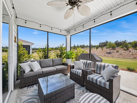 2nd image of 673 Aurora Way