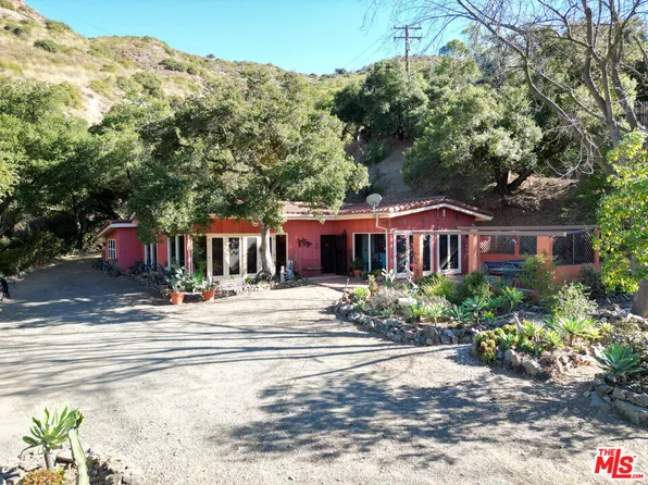 (undisclosed Address), Malibu, CA 90265