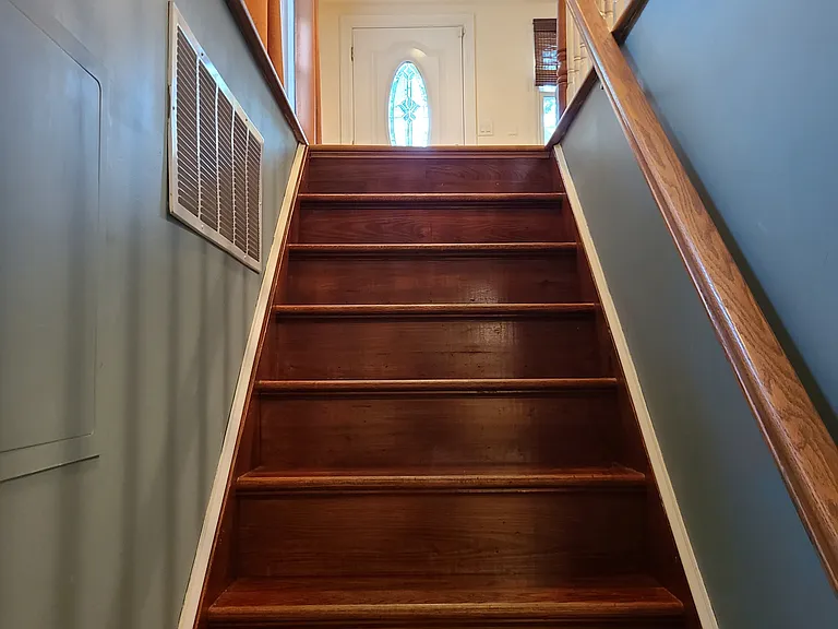 55 S Hill Rd — Photo 3