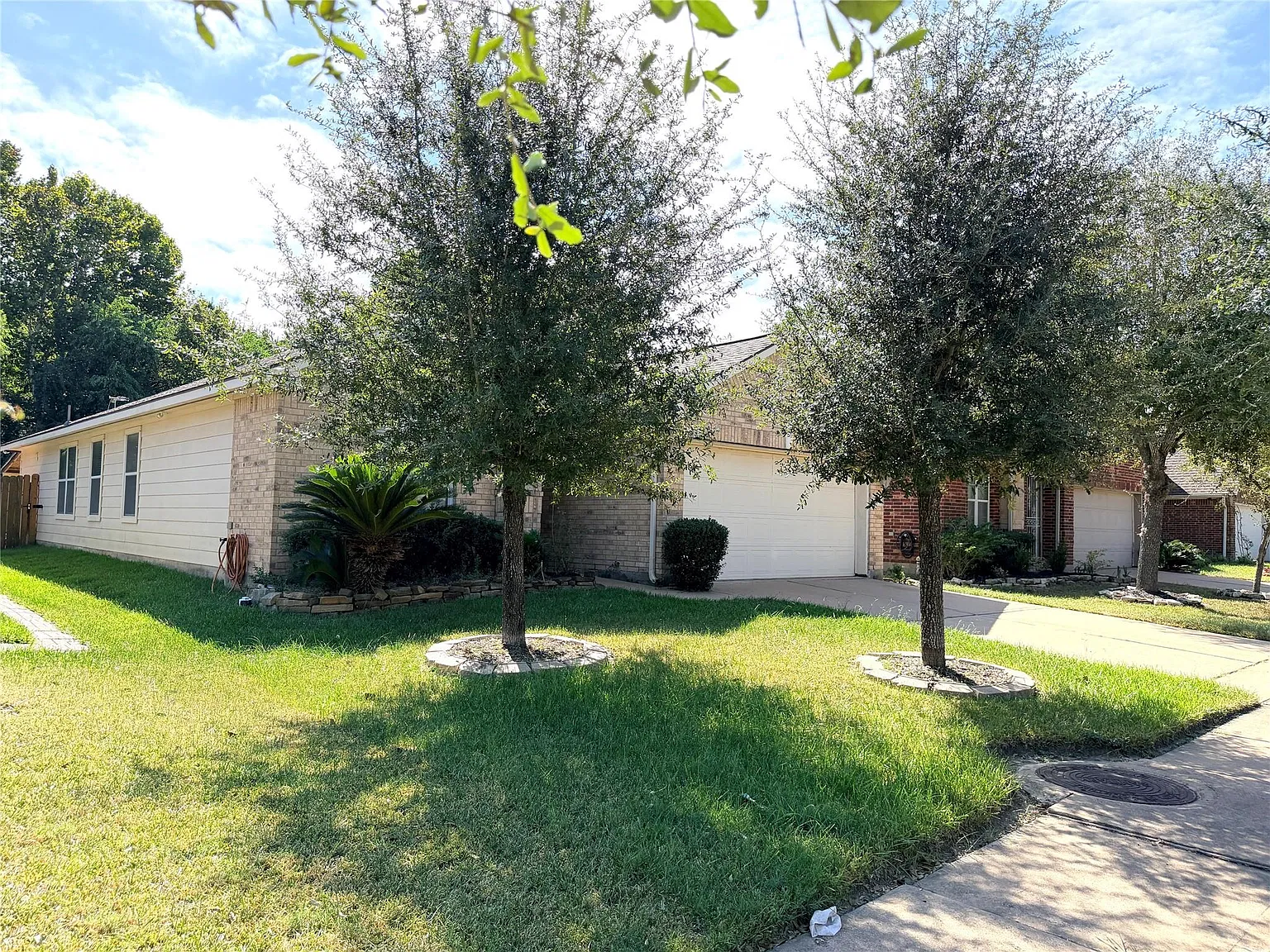 3 bed, 2.0 bath, 1725 sqft, $1,900 — Photo 4