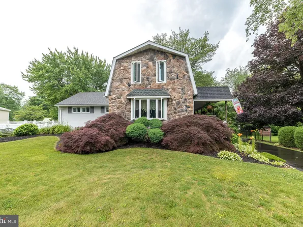 532 Airy Ave, Chalfont, PA 18914