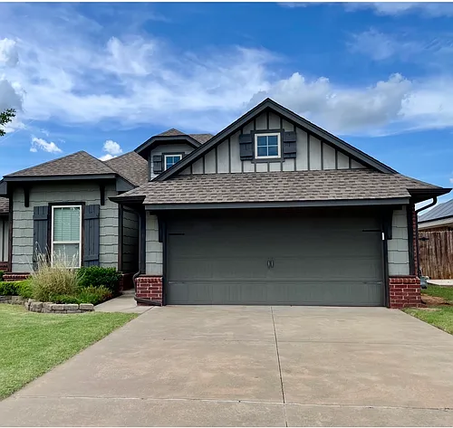 8109 NW 160th Ter Photo 1 8109 NW 160th Ter Photo 1