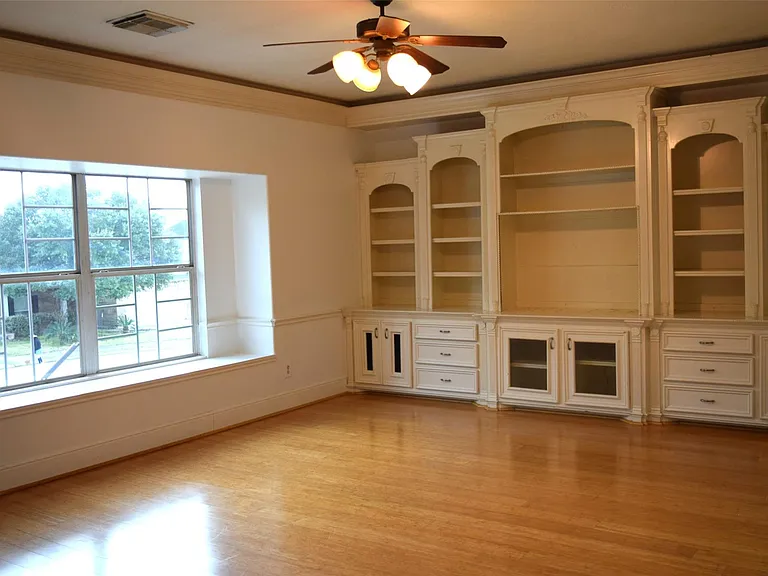 4911 Dwarf Honey Suckle Ct — Photo 15