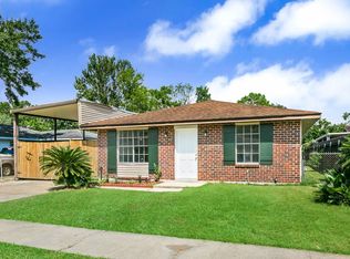 2412 Taffy Dr, Marrero, LA 70072