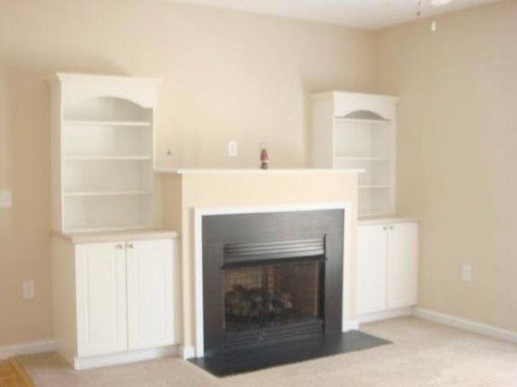 2nd image of 323 McKenna Cir #1