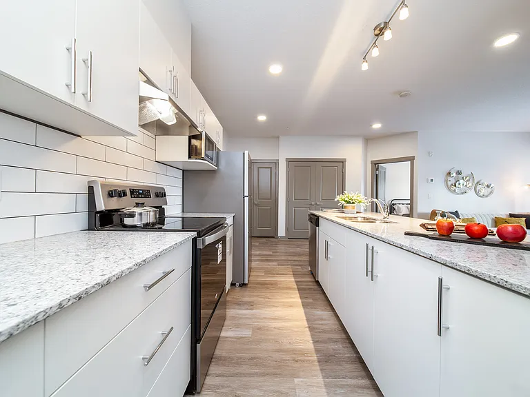 730 Tamarack Way NW — Photo 18
