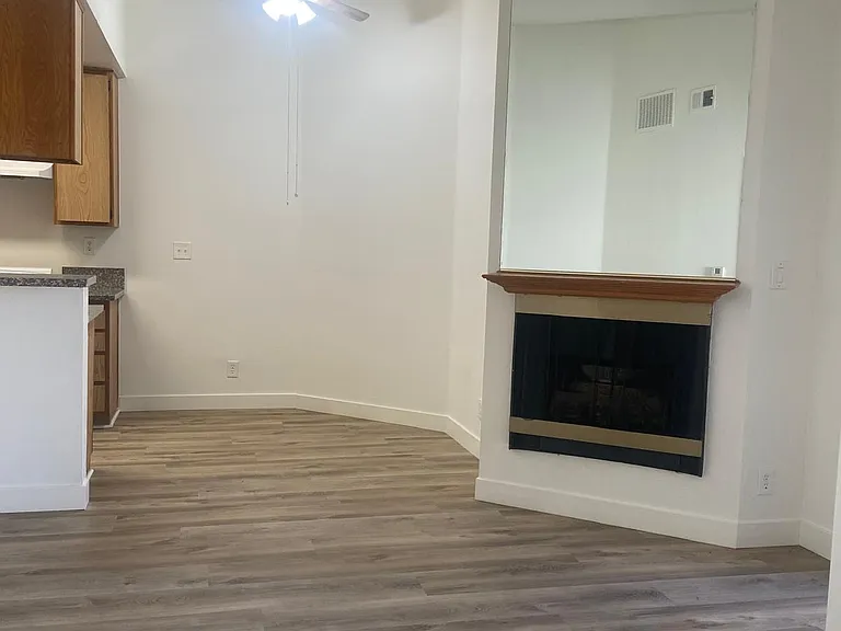 Sylvan Court — Photo 3