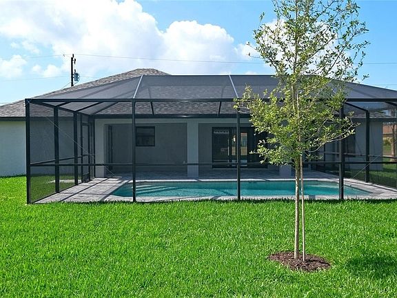 5th image of 2619 SW 15th Place Cpe