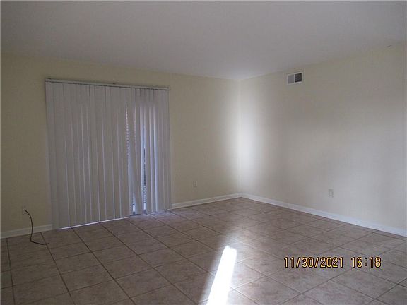 3rd image of 3107 Lake Villa Dr