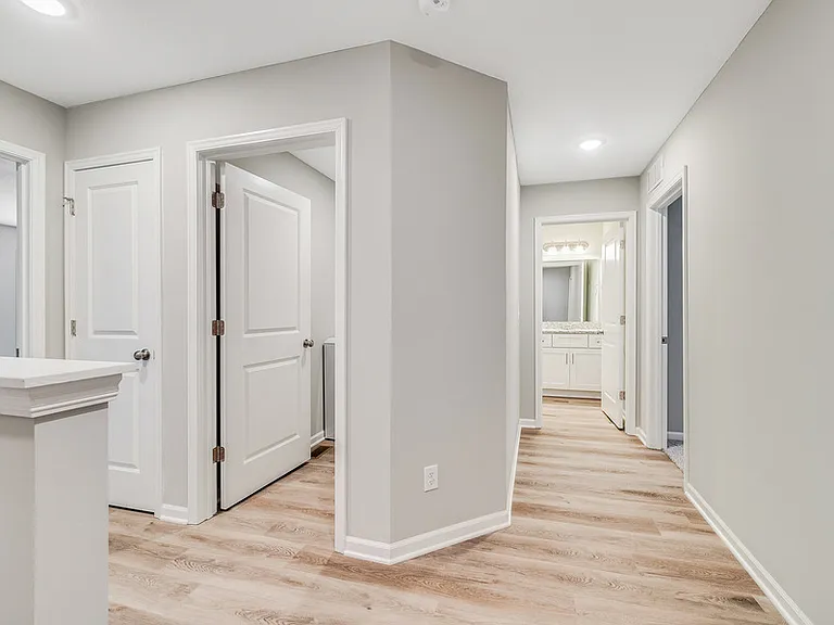 601 E Mason St #B — Photo 16