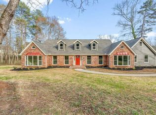 3733 Mill Glen Dr, Douglasville, GA 30135