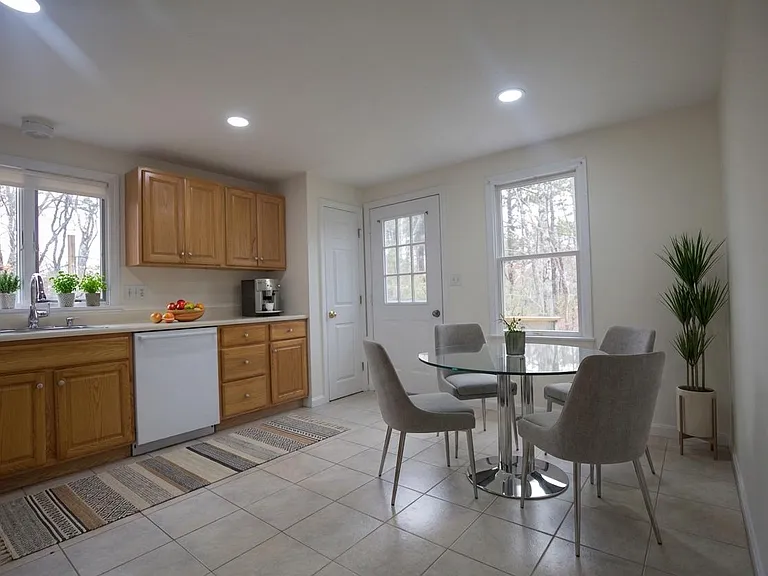 124 Duck Pond Road Ext — Photo 2