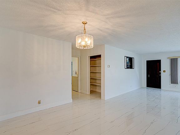 5th image of 1621 E River Drive