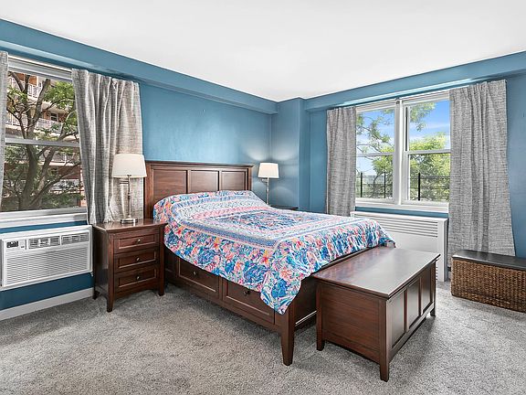 4th image of 5800 Arlington Ave APT 2G
