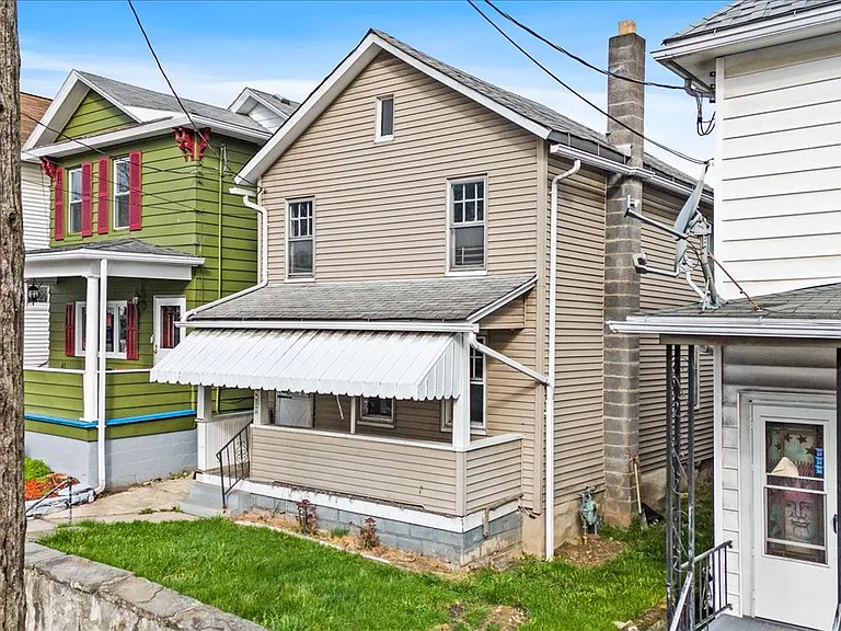 39 Church St — Photo 2