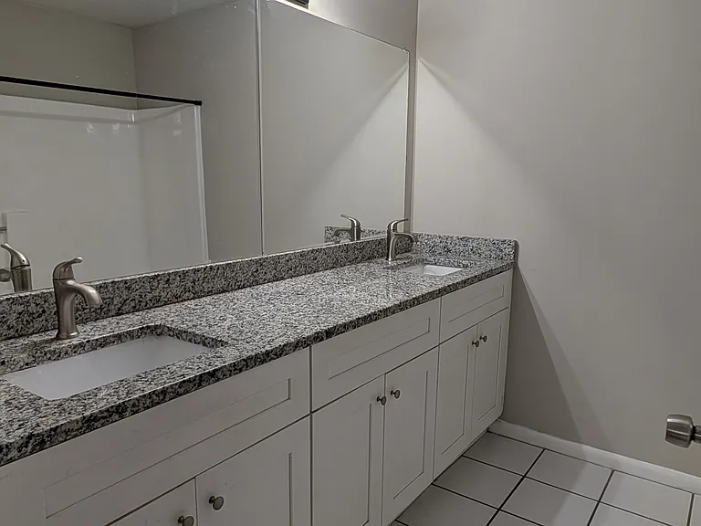 2130 Forest Knoll Dr NE #111 — Photo 13