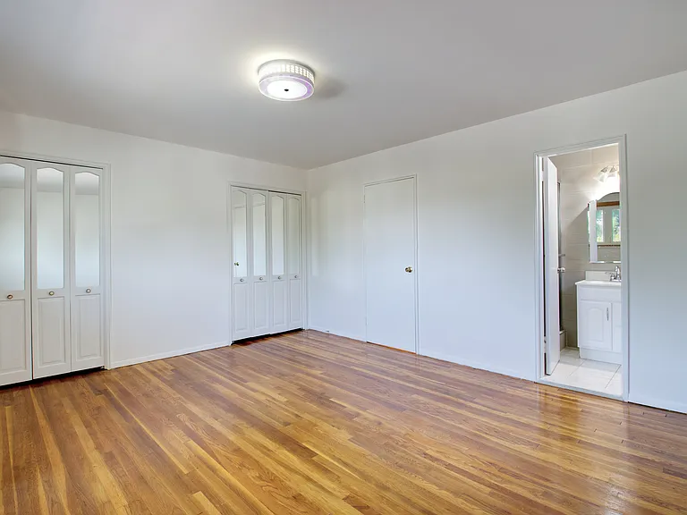 15 Jean Pl — Photo 12