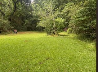 814 W Hamlett St, Palestine, TX 75803