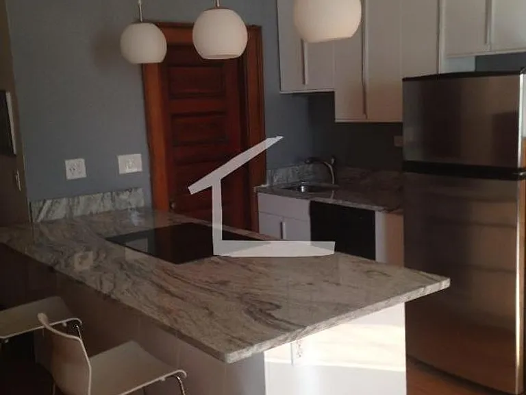 863 Beacon St #2 — Photo 6