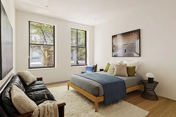 Bedroom, photo 2