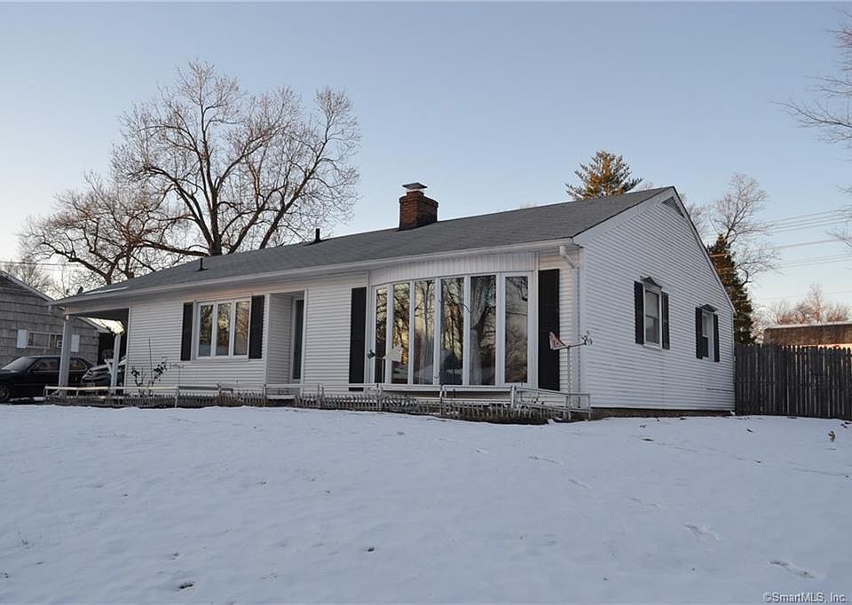 2nd image of 47 Coolidge St