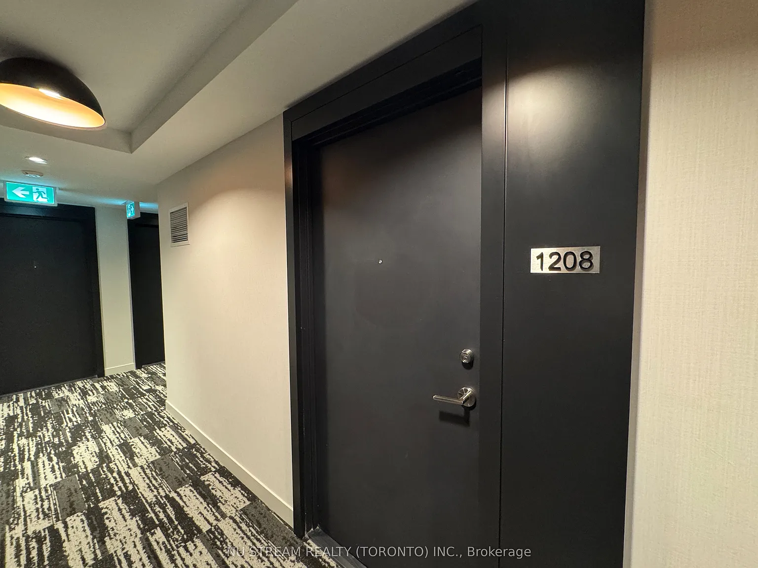 2 bed, $2,500 — Photo 1