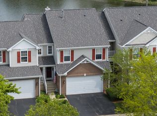 2530 Lorraine Cir, Geneva, IL 60134