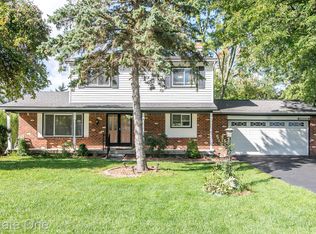 22493 Heatherbrae Way, Novi, MI 48375