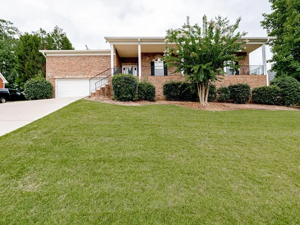 137 Ridgemont Dr, Columbia, SC 29212