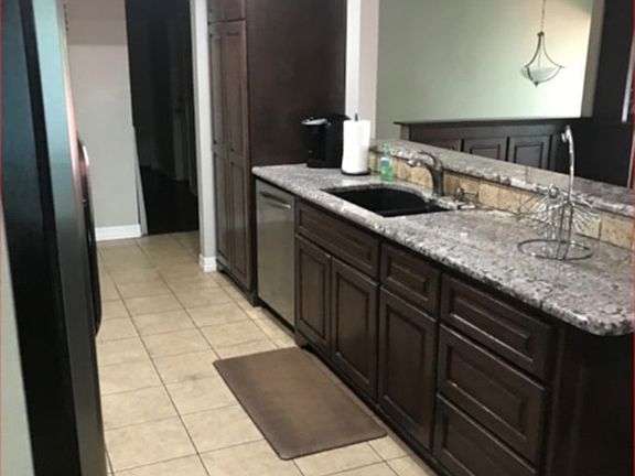 3rd image of 80 Garvin Dr