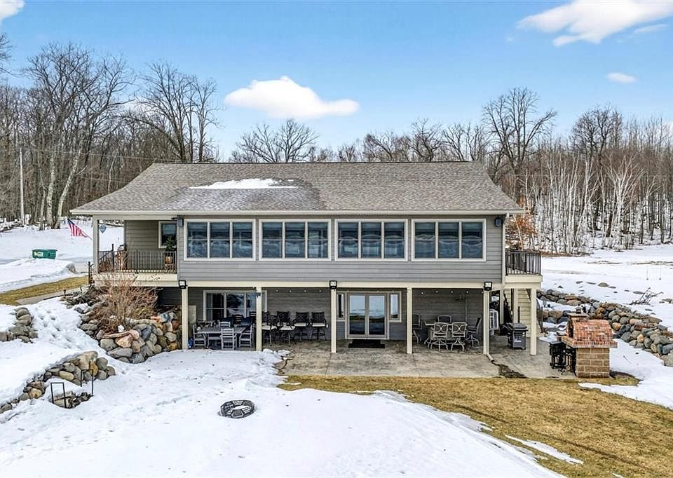 1st image of N5909 Lake Road