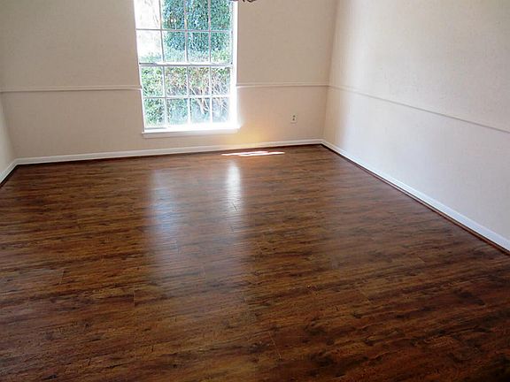 3rd image of 5106 Goose Creek Dr