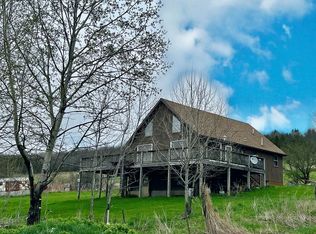 912 Brookfield Rd, Westfield, PA 16950