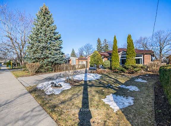 2nd image of 39 Deerford Rd