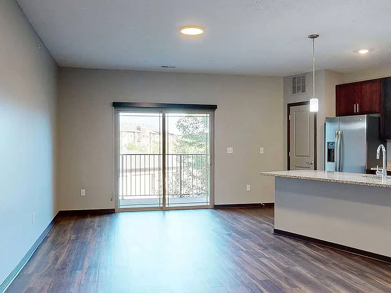360 at Jordan West — Photo 124