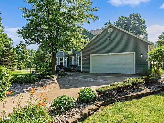 4th image of 25418 Kidder Ct