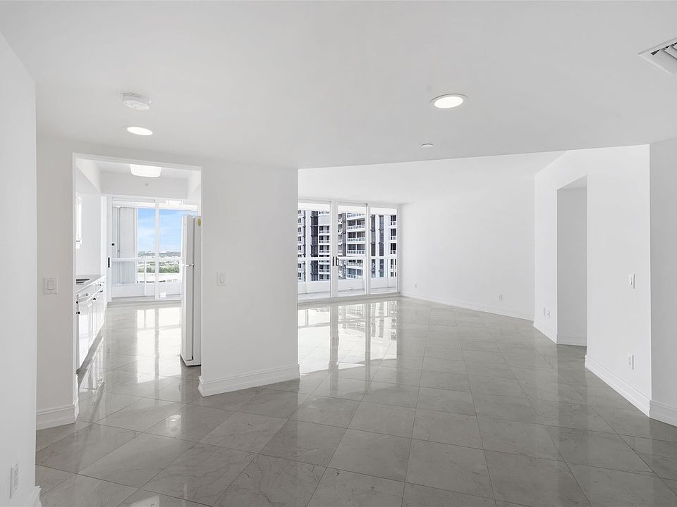 1st image of 21055 NE 37th Avenue #2703