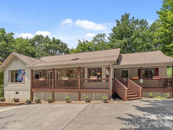 2nd image of 620 Thunder Rd