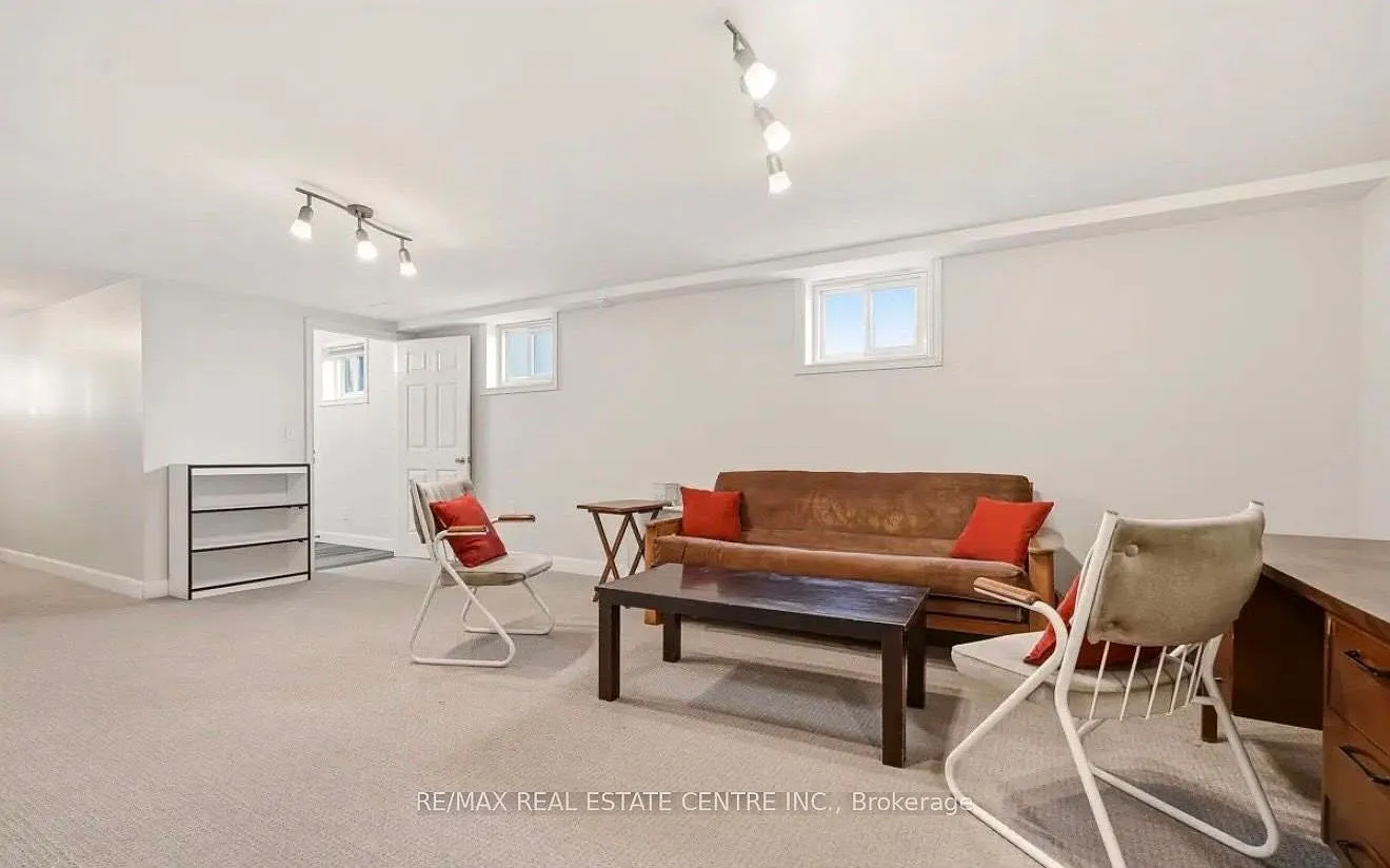 2 bed, $1,850 — Photo 2