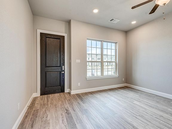 2nd image of 6552 Iron Horse Blvd