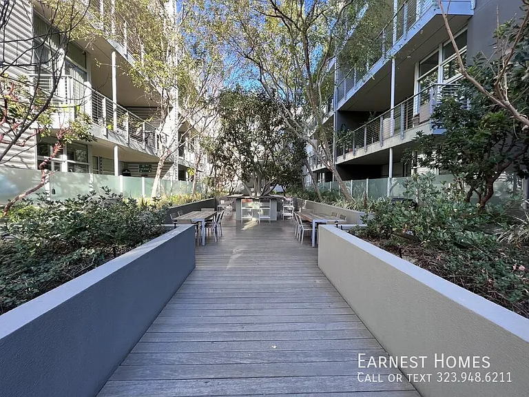4080 Glencoe Ave #407 — Photo 1