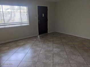 102 S Peninsula Dr APT 105, Daytona Beach, FL 32118