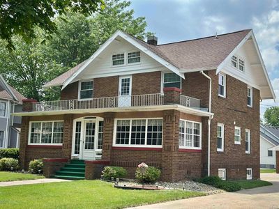 416 Lake Ave, Storm Lake, IA, 50588