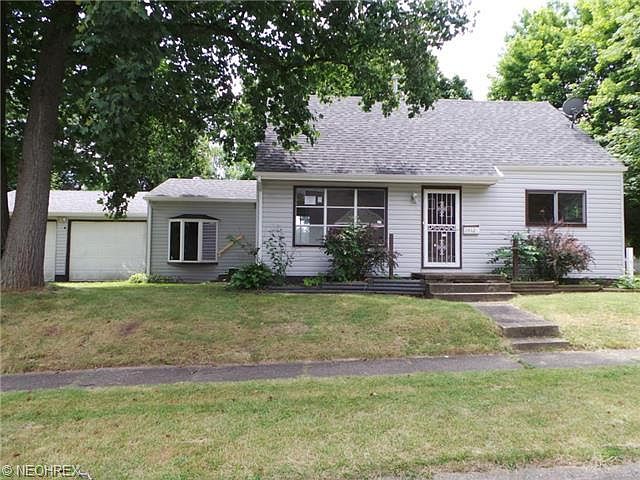 1st image of 2412 Cooledge Ave