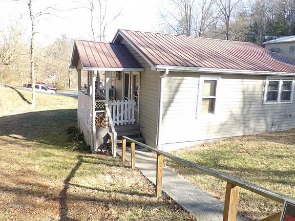 2nd image of 1445 Harrison Ave