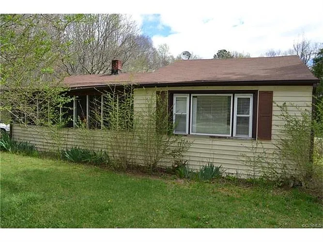 14517 Gatewood Rd photo 1