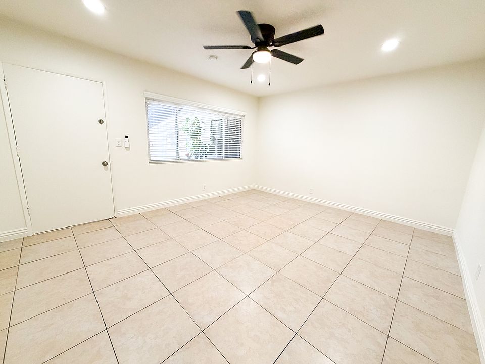 2nd image of 850 E South St APT 6